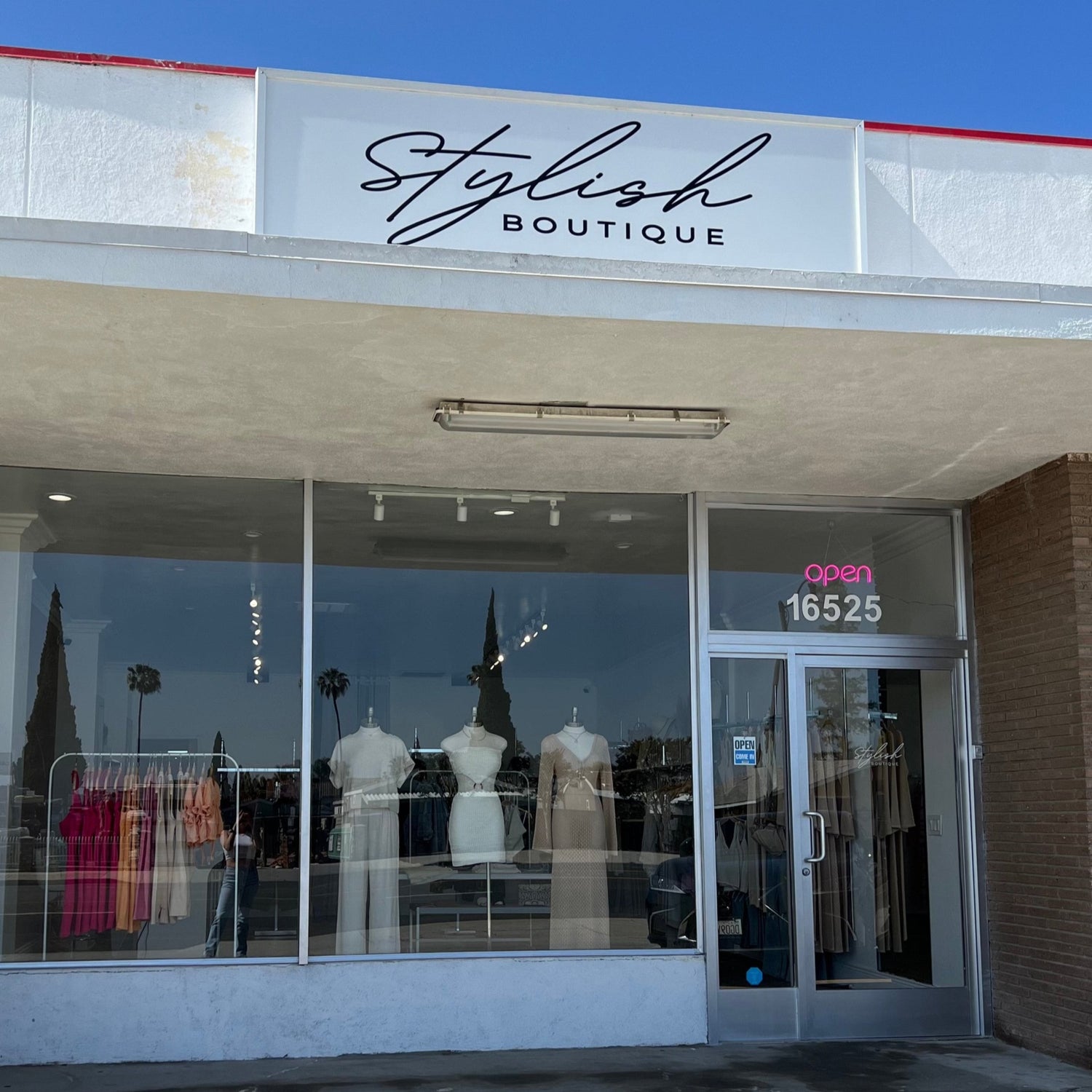 Boutique in Whittier  Stylish Boutique 16525 Whittier Blvd. Whittier CA, 90603