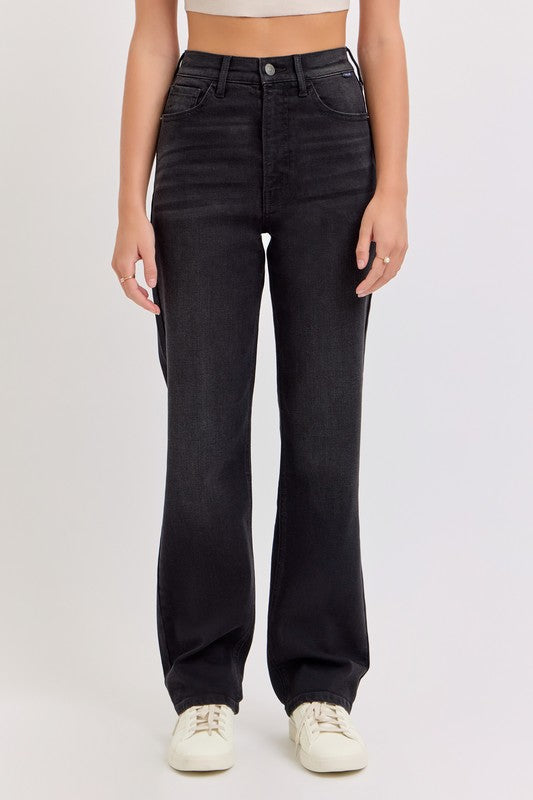 On trend high rise mom jeans all-day comfort stretch denim, with a black wash. Trending Abercrombie Curve Love Fit
